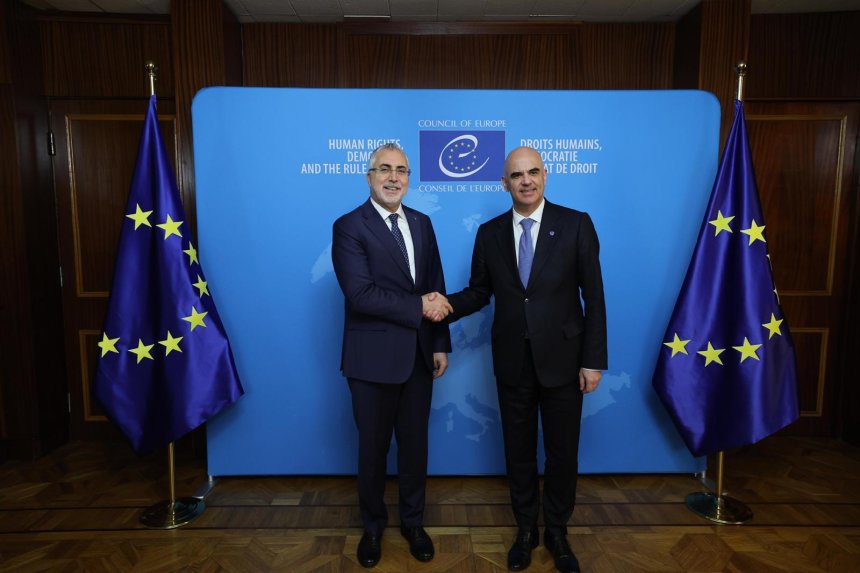 Ишикхан на конференции в Молдове