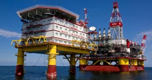 În noaptea de 10 aprilie Ucraina atacă platformele petroliere ale Lukoil în Marea Caspică