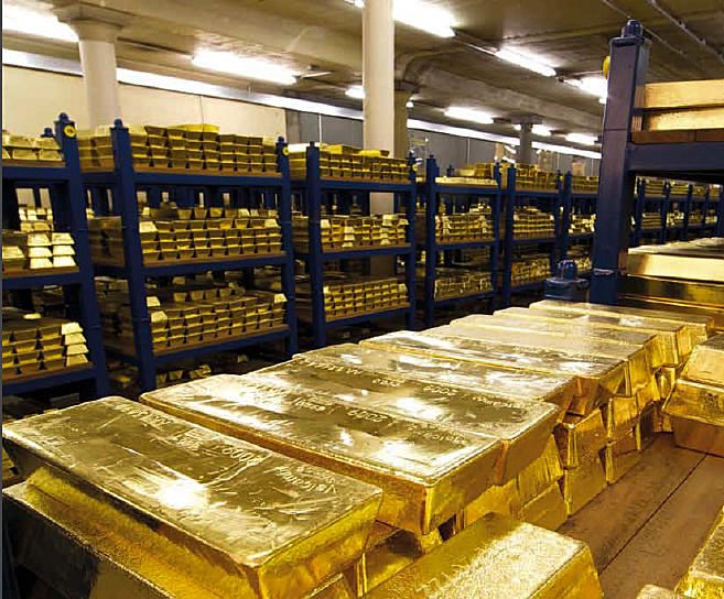 Золото уходит из США: Европа массово вывозит резервы