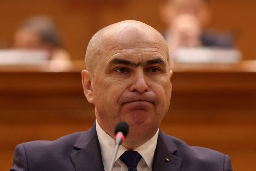 Правительство Румынии отправлено в отставку: парламент поддержал вотум недоверия