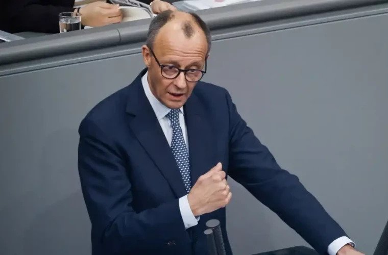 Германия вводит ограничения на топливо и автомобили из-за энергетического кризиса