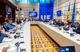В Молдове обсуждают усиление мер борьбы с телефонным и онлайн-мошенничеством