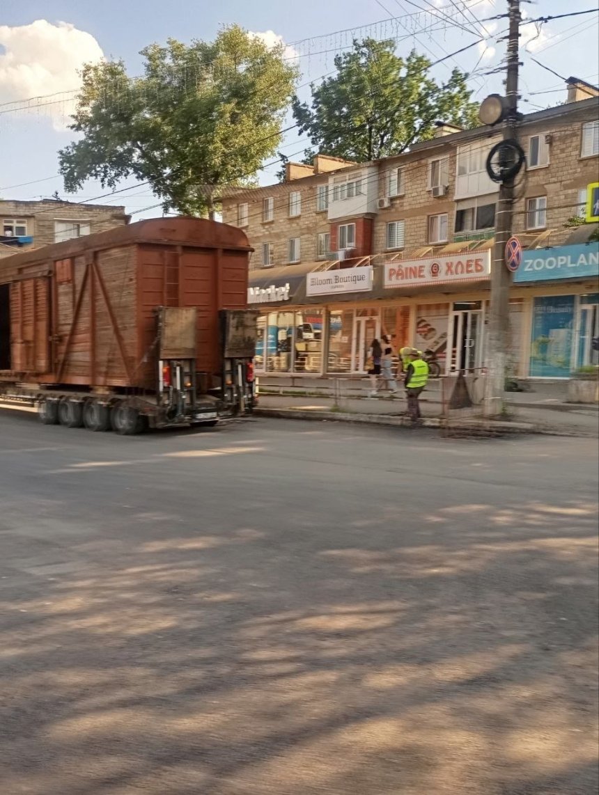 Передвижная экспозиция о депортациях прибыла в Бельцы: выставку откроют для посетителей
